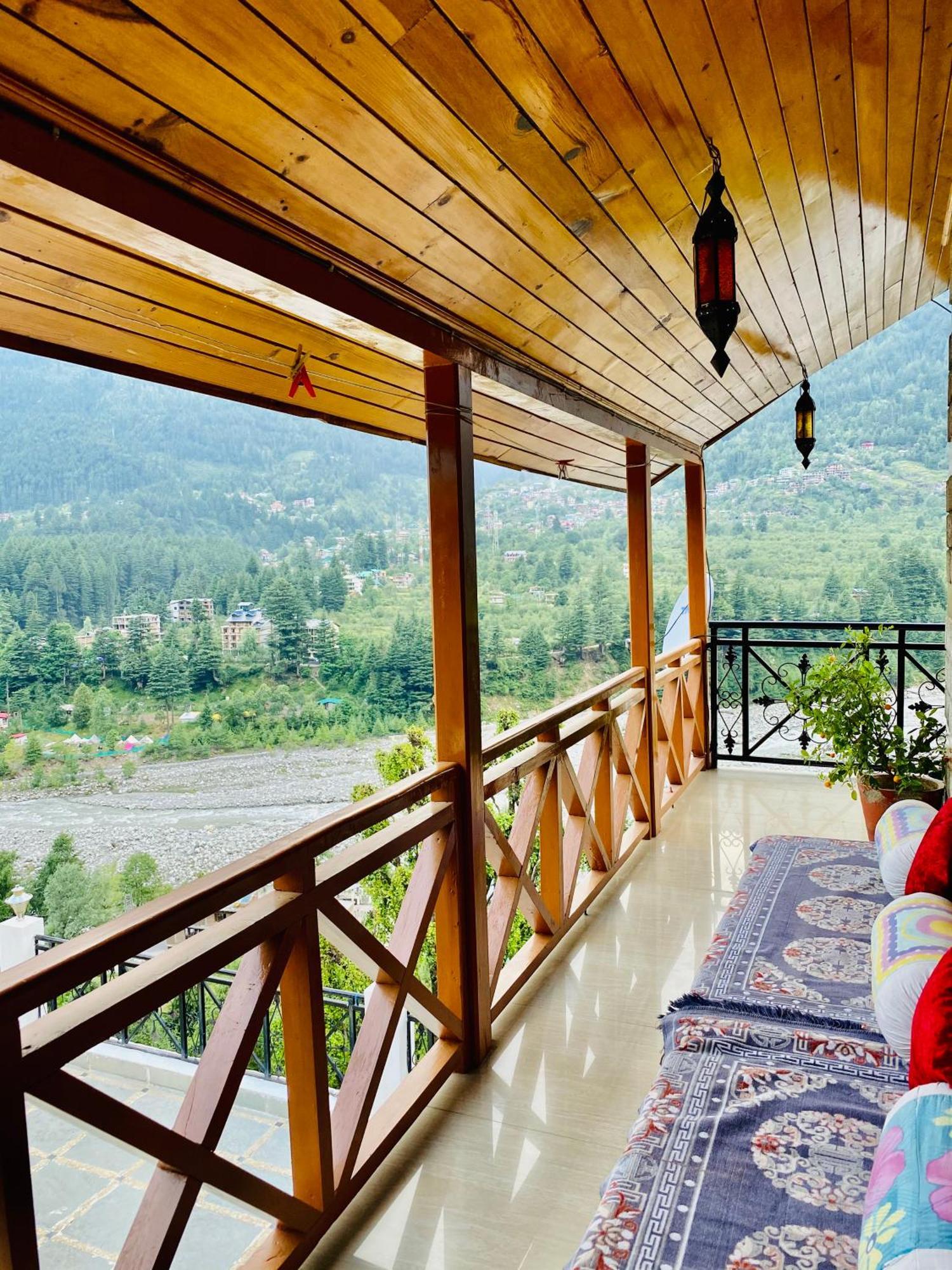 Hotel Hollywood Manali - Scenic River & Mountain View With Premium Rooms Экстерьер фото