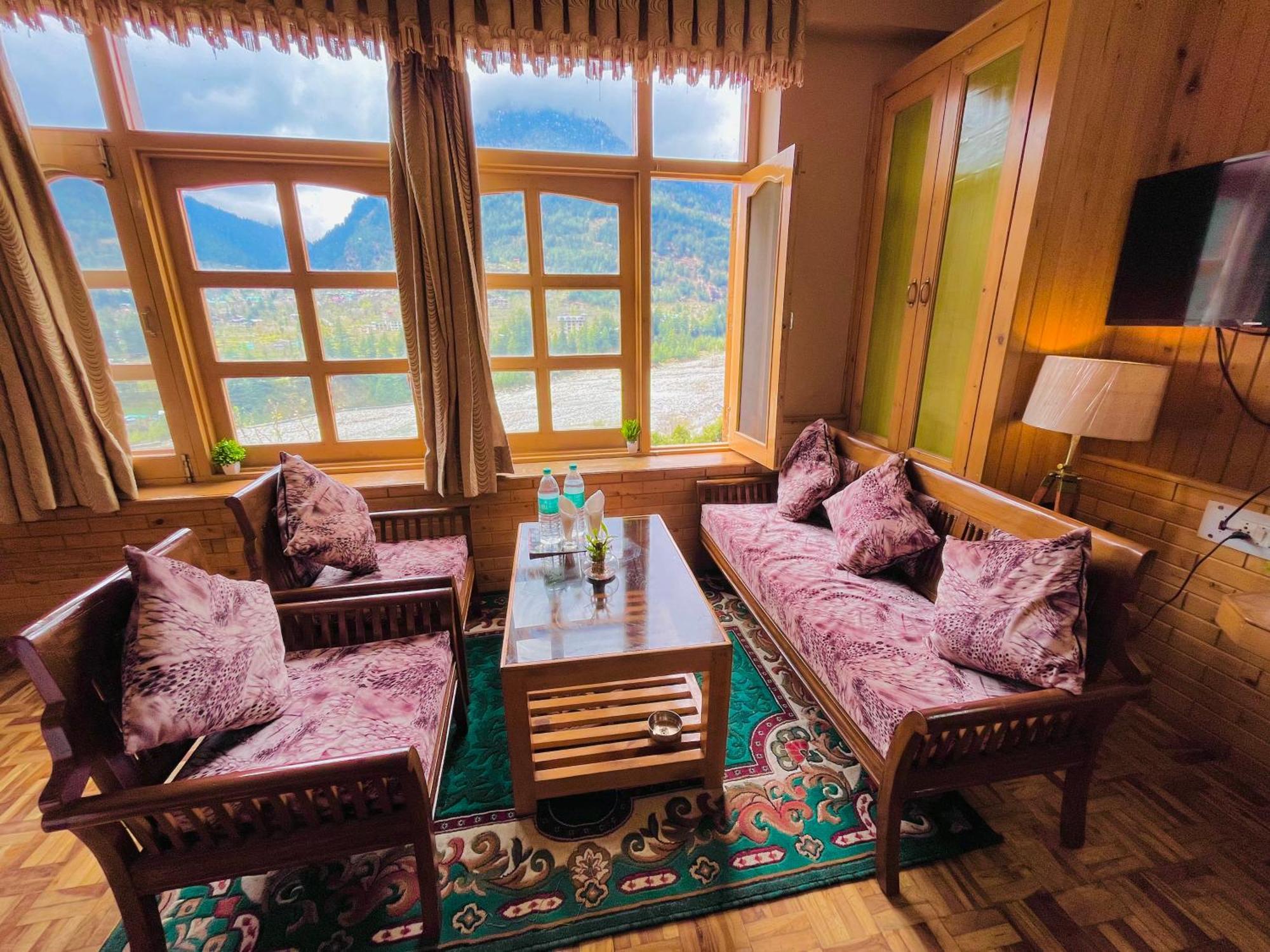 Hotel Hollywood Manali - Scenic River & Mountain View With Premium Rooms Экстерьер фото