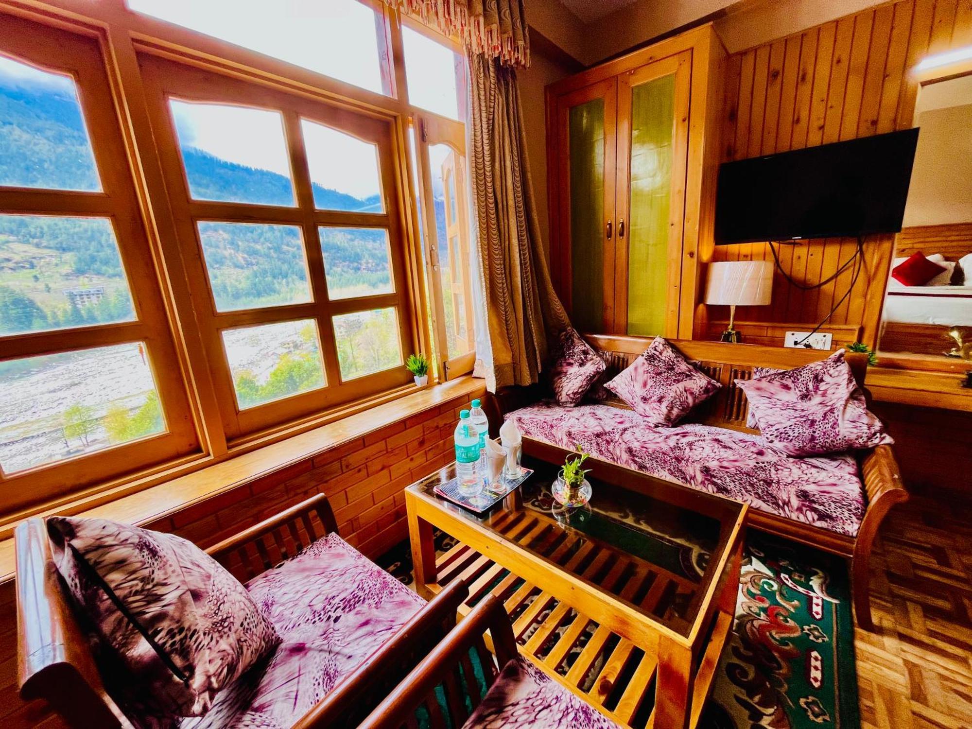 Hotel Hollywood Manali - Scenic River & Mountain View With Premium Rooms Экстерьер фото