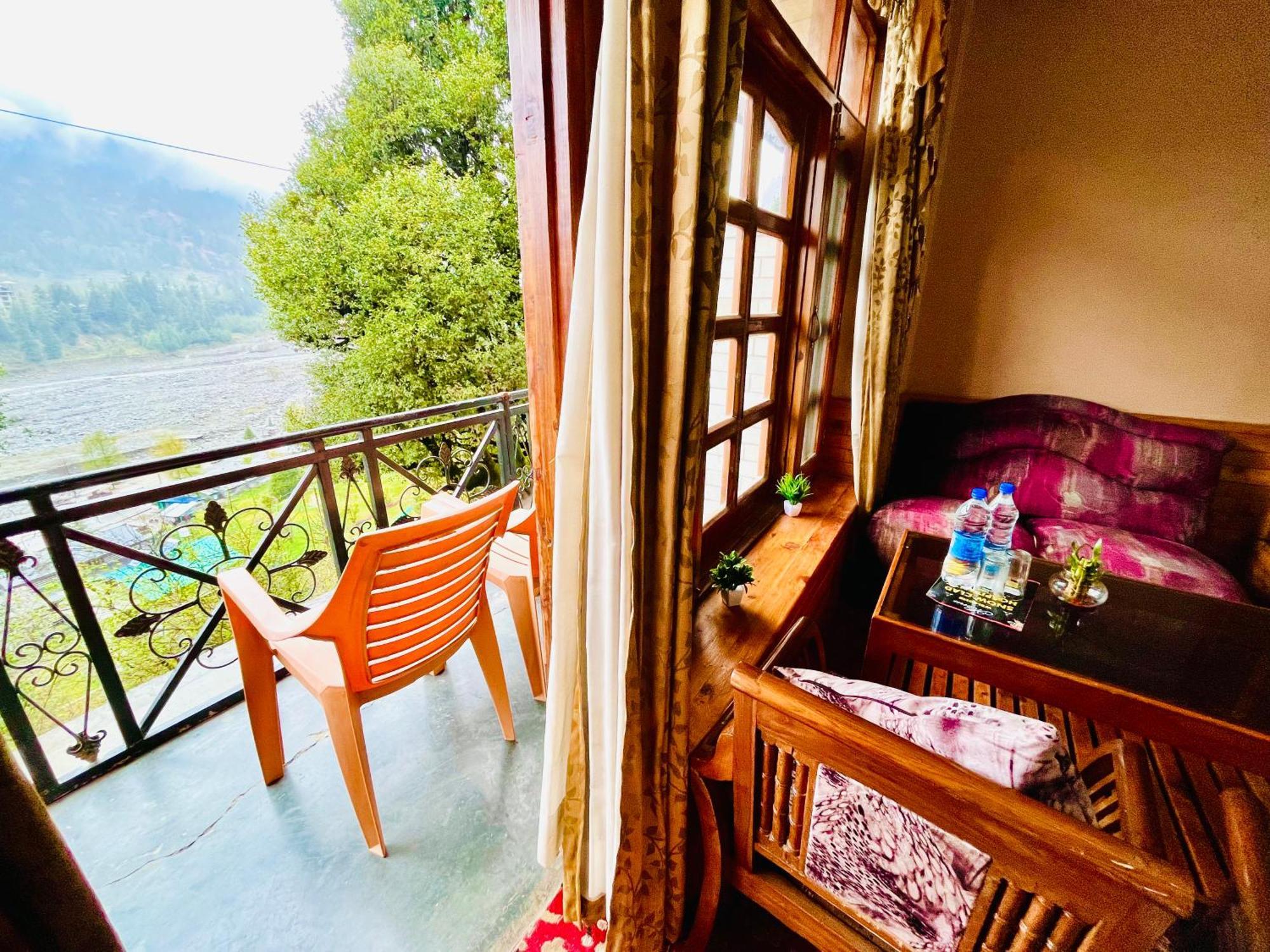Hotel Hollywood Manali - Scenic River & Mountain View With Premium Rooms Экстерьер фото