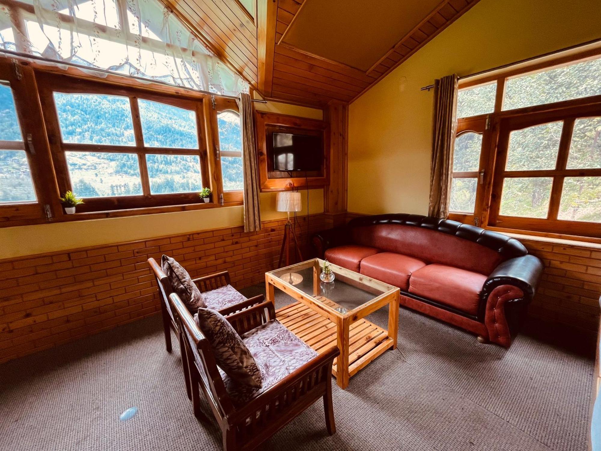 Hotel Hollywood Manali - Scenic River & Mountain View With Premium Rooms Экстерьер фото