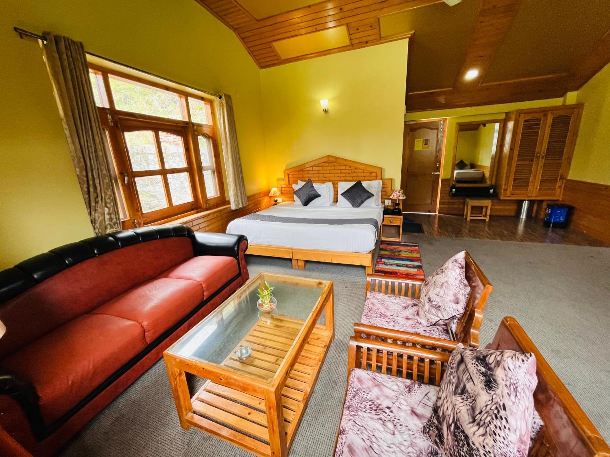 Hotel Hollywood Manali - Scenic River & Mountain View With Premium Rooms Экстерьер фото